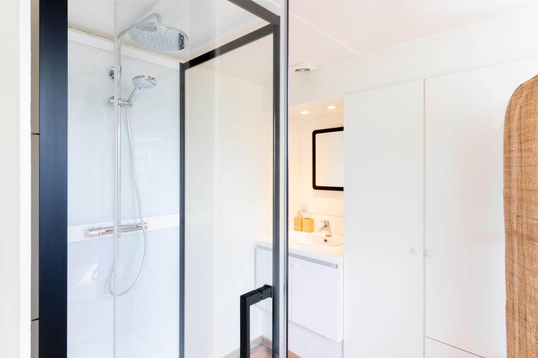 Guesthouse Private Studio Nearby Old Town Gent Dış mekan fotoğraf